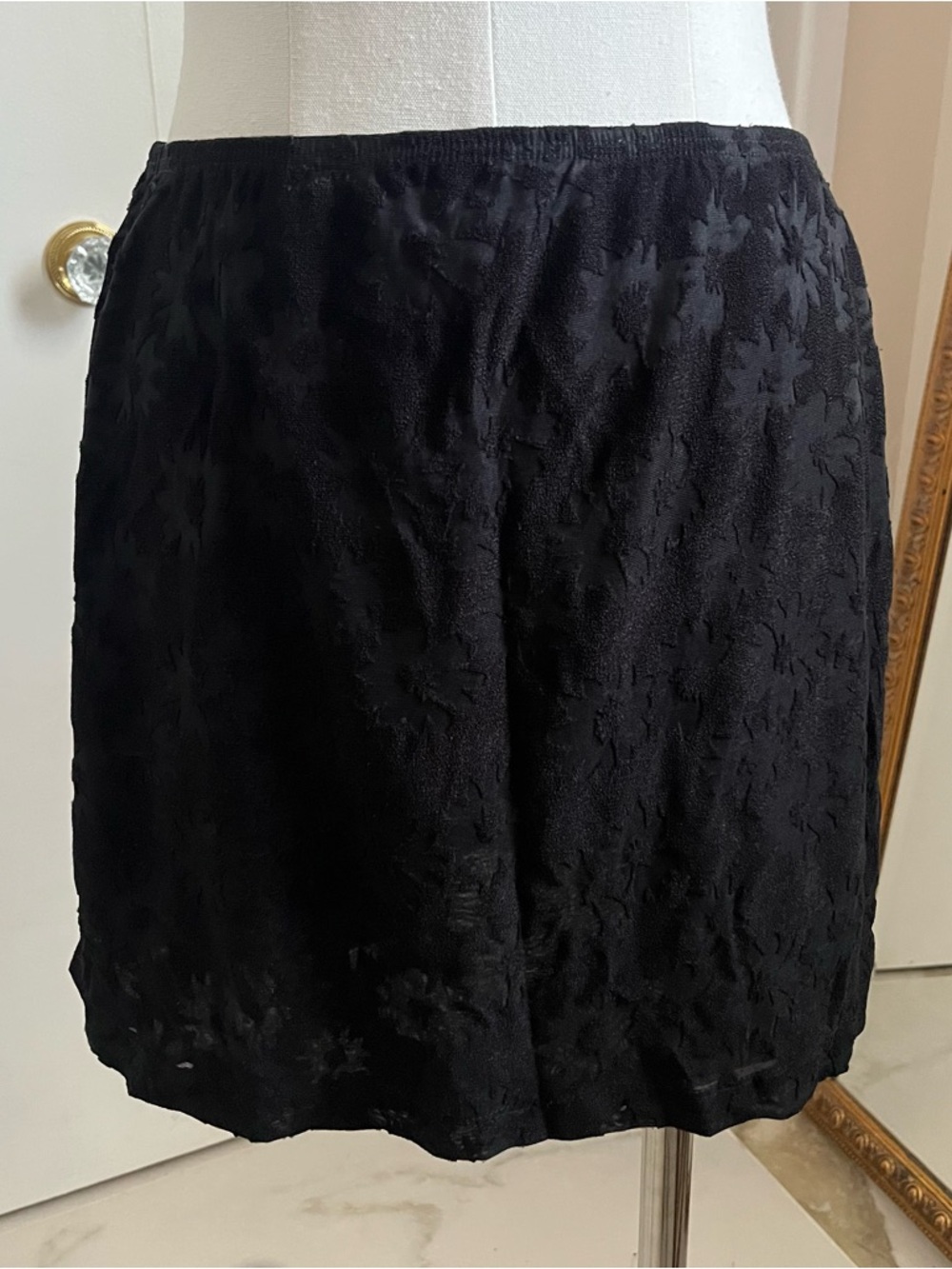 Express tricot slip skirt